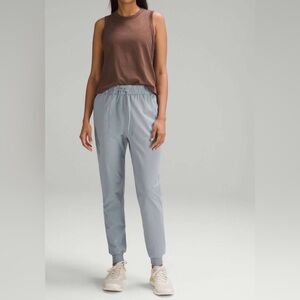 Lululemon Stretch High-Rise Jogger Pant Women’s Size 2 Grey LW 5DCRS Athlesure